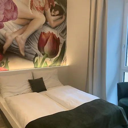 Art-inn Design Self-check-in-hotel *