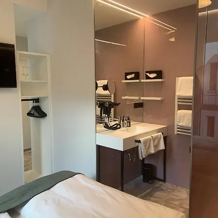فندق Art-inn Design Self-check-in-hotel *