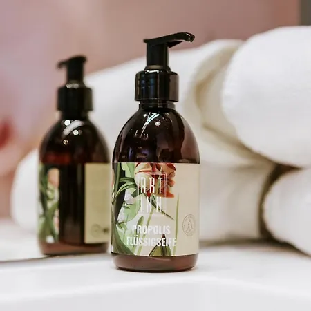 Art-inn Design Self-check-in-hotel Hotel Linec