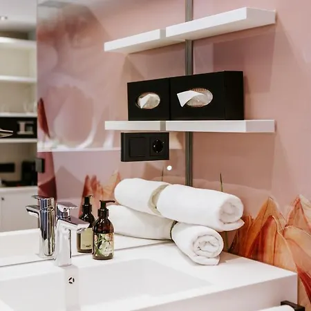 فندق Art-inn Design Self-check-in-hotel *
