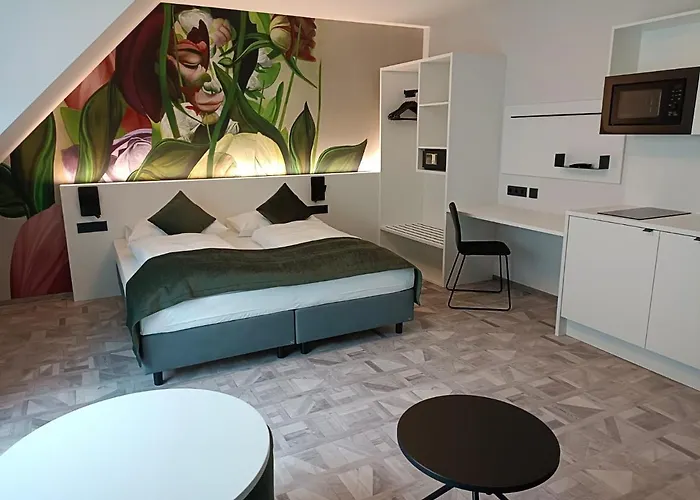 Art-inn Design Self-check-in-hotel Hotel