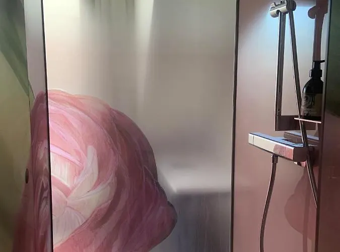 Art-inn Design Self-check-in-hotel