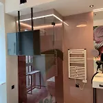 Art-inn Design Self-check-in-hotel * Λιντς