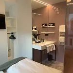Ξενοδοχείο Art-inn Design Self-check-in-hotel *
