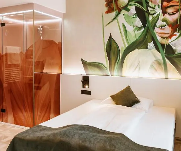 Art-inn Design Self-check-in-hotel * Λιντς